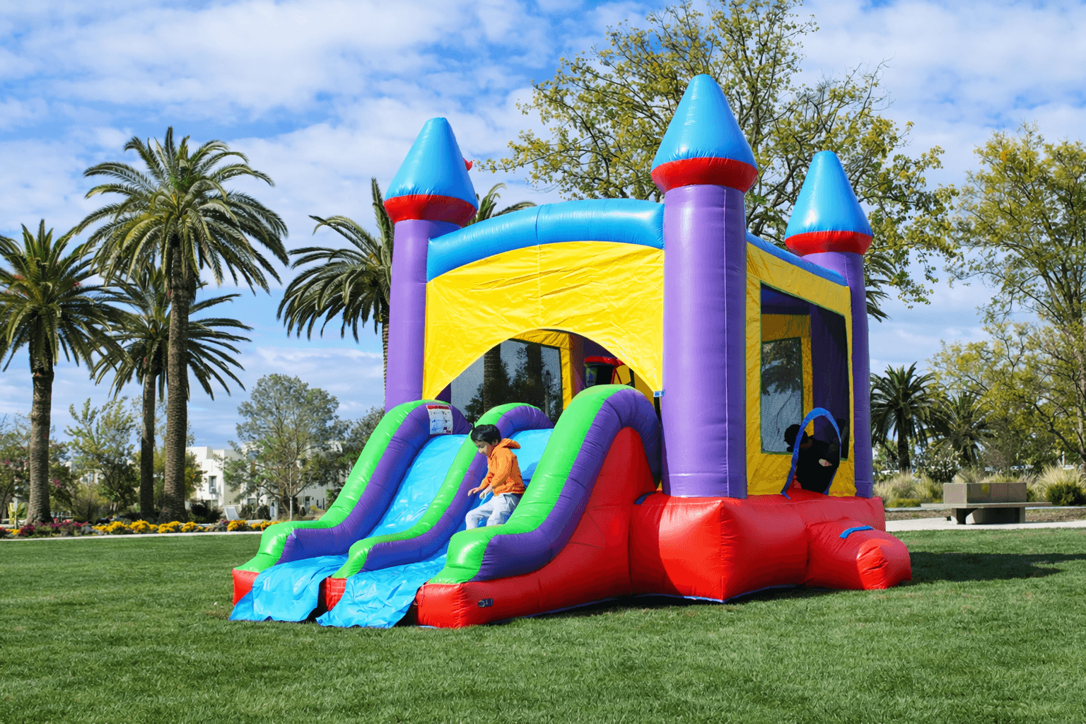 Dennas Party Rentals hero 3
